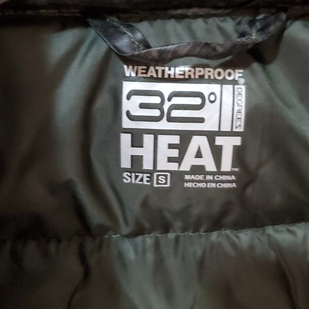 Vest - Picture 2 of 4